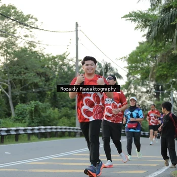Runner Photo 8003691