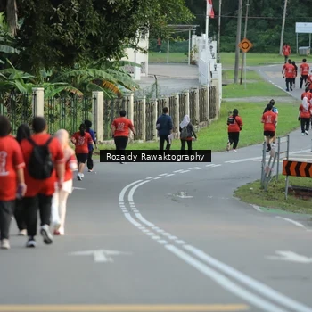 Runner Photo 8003692