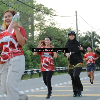 Runner Photo 8003699