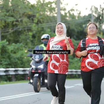 Runner Photo 8003701