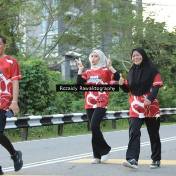Runner Photo 8003708