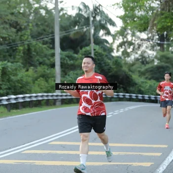 Runner Photo 8003722