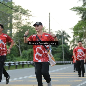 Runner Photo 8003723