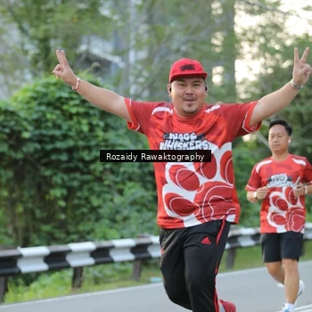 Runner Photo 8003726
