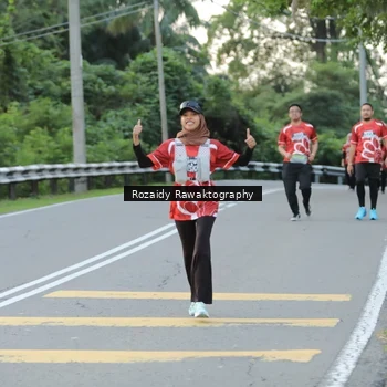 Runner Photo 8003729