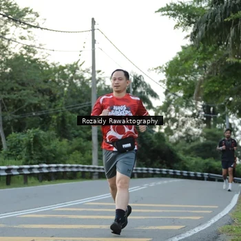 Runner Photo 8003733