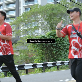Runner Photo 8003748