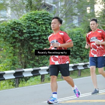 Runner Photo 8003754