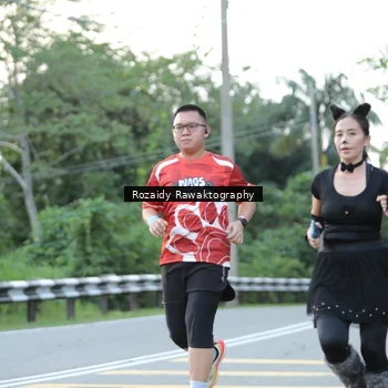 Runner Photo 8003758