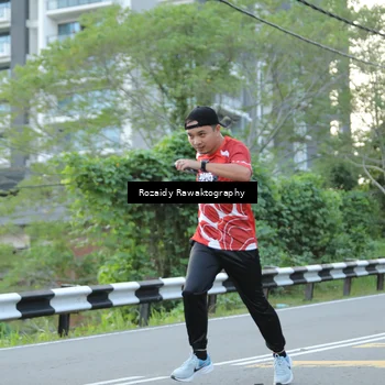 Runner Photo 8003763