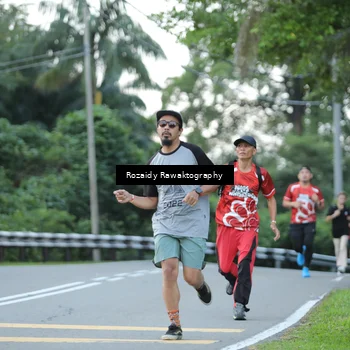 Runner Photo 8003764