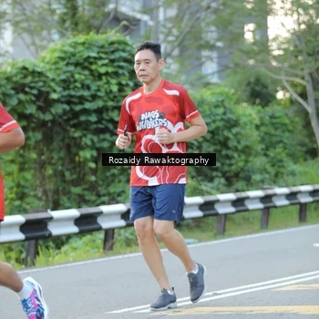 Runner Photo 8003772