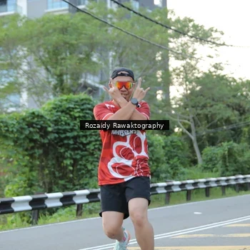 Runner Photo 8003779
