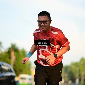 Runner Photo 8003792