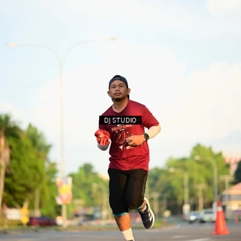 Runner Photo 8003803