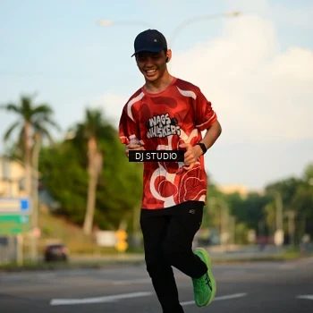 Runner Photo 8003810