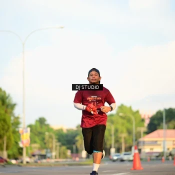 Runner Photo 8003825