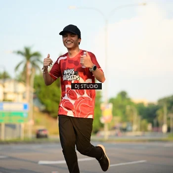 Runner Photo 8003835