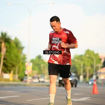 Runner Photo 8003837