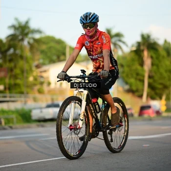 Runner Photo 8003852