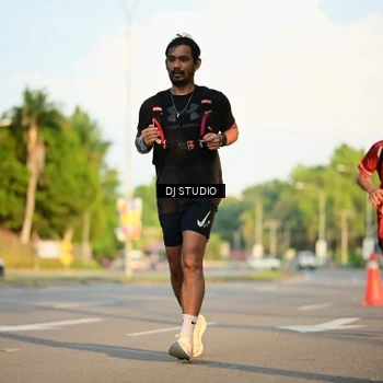 Runner Photo 8003861