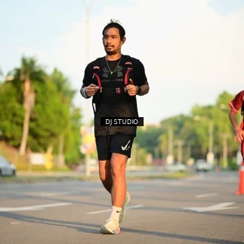 Runner Photo 8003873