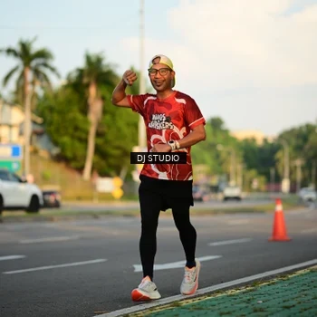 Runner Photo 8003876