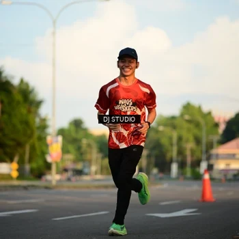 Runner Photo 8003878