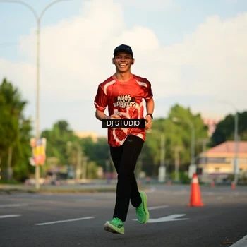Runner Photo 8003885