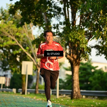 Runner Photo 8003894