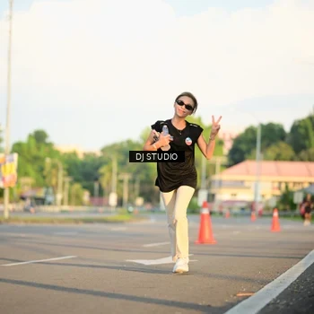 Runner Photo 8003895