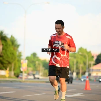 Runner Photo 8003907