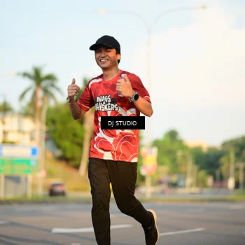 Runner Photo 8003911