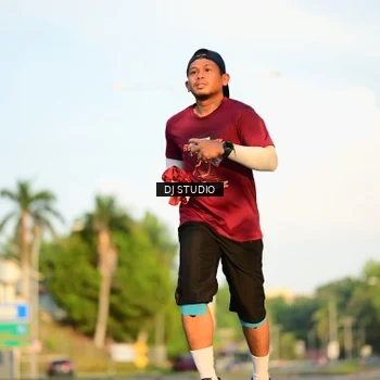Runner Photo 8003919
