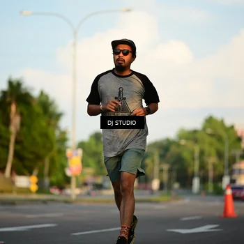 Runner Photo 8003921