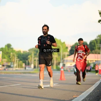 Runner Photo 8003934