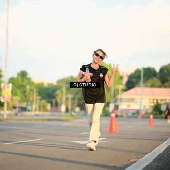 Runner Photo 8003944