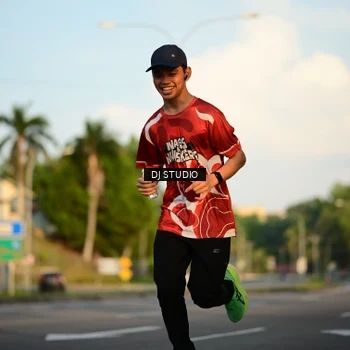 Runner Photo 8003948