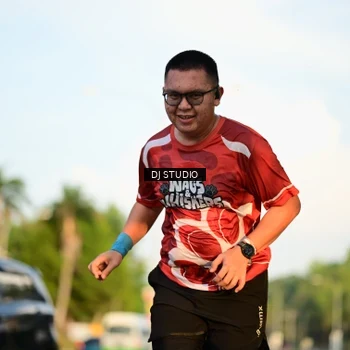 Runner Photo 8003954