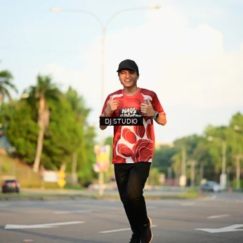 Runner Photo 8003960