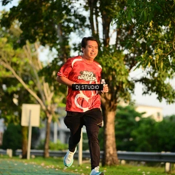 Runner Photo 8003970