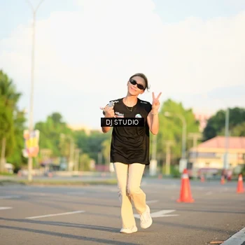 Runner Photo 8003972