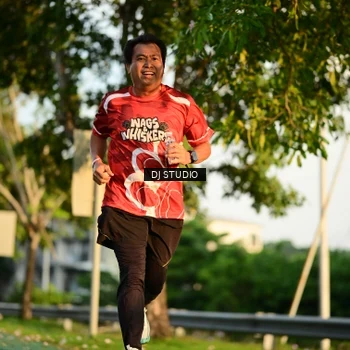 Runner Photo 8003975