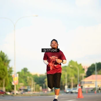 Runner Photo 8003977