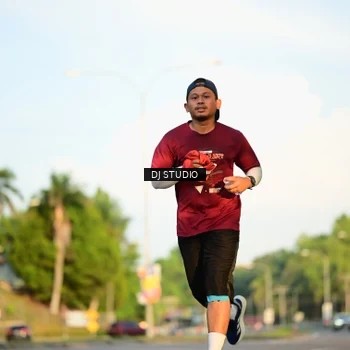 Runner Photo 8003980