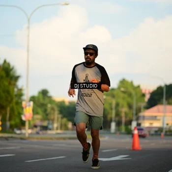 Runner Photo 8003987