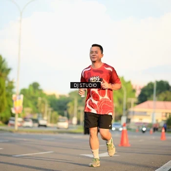 Runner Photo 8003996