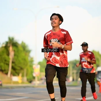Runner Photo 8004016