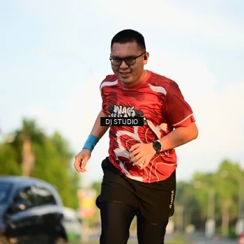 Runner Photo 8004023