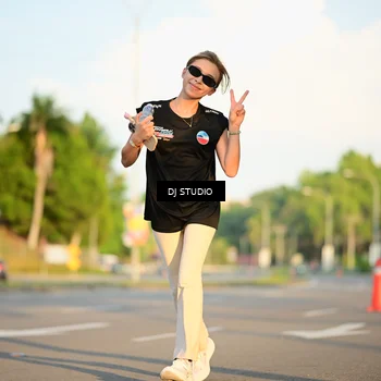 Runner Photo 8004032